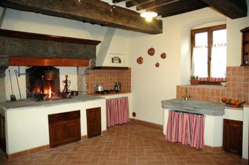 фото отеля Antico Borgo De Romolini