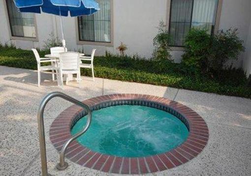 фото отеля Comfort Inn And Suites Seguin
