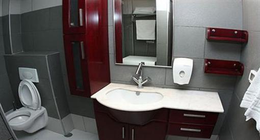 фото отеля Yarden Apartments