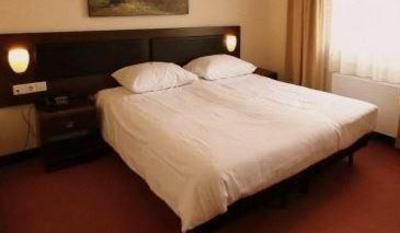 фото отеля Hotel Arnhem Centraal