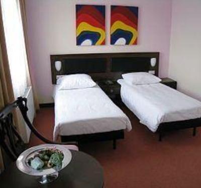 фото отеля Hotel Arnhem Centraal