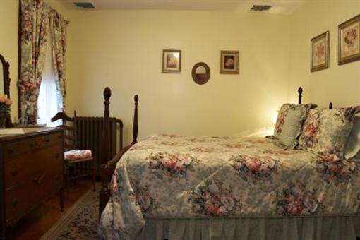 фото отеля The Victoria Skylar Bed and Breakfast