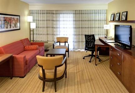 фото отеля Courtyard by Marriott Harrisonburg