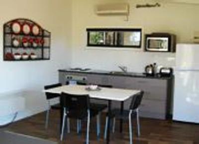 фото отеля Delatite Apartments Merrijig