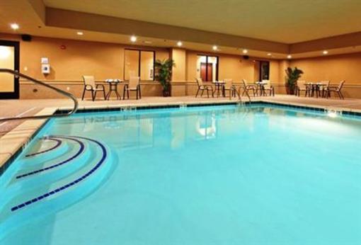 фото отеля Holiday Inn Express Texarkana East