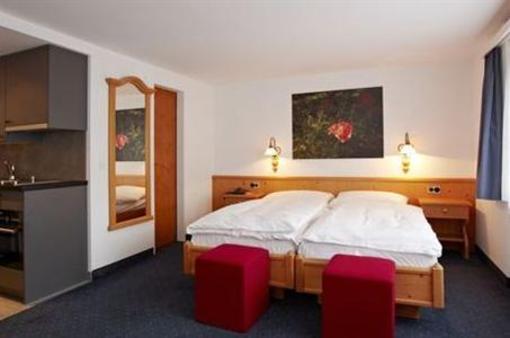 фото отеля Chalet Annelis Apartments Zermatt