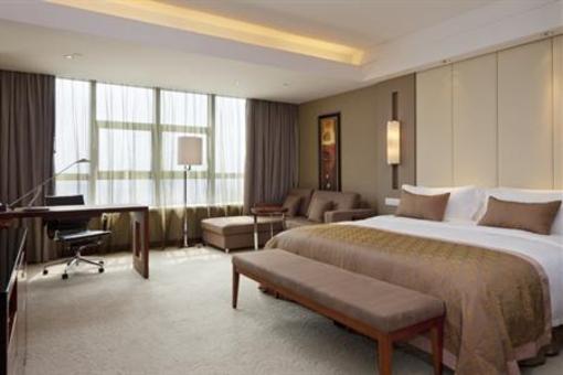фото отеля Crowne Plaza Grand Canal