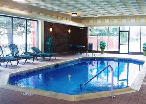 фото отеля Quality Inn Schaumburg