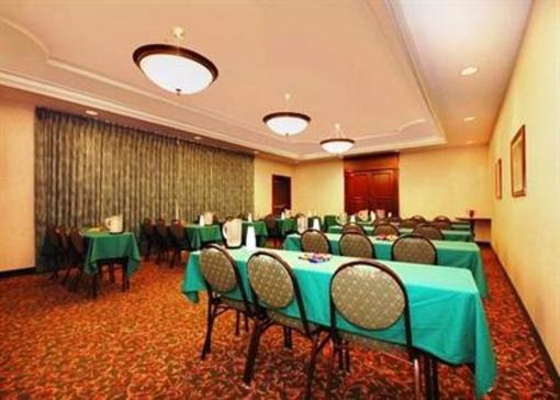 фото отеля Quality Inn Schaumburg