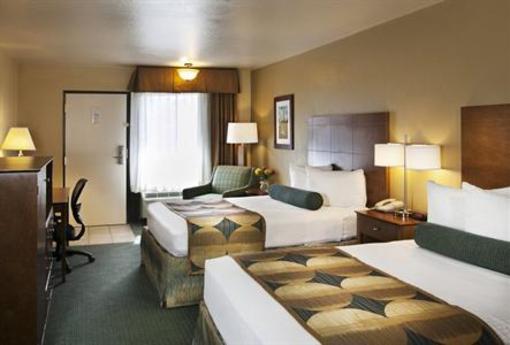 фото отеля BEST WESTERN Garden Inn and Suites
