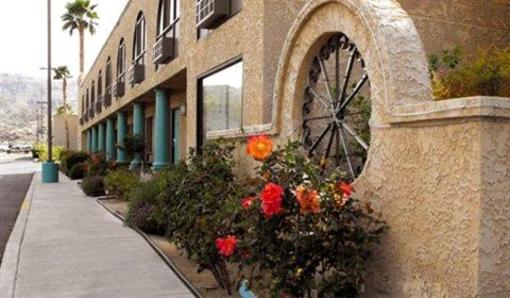 фото отеля BEST WESTERN Garden Inn and Suites