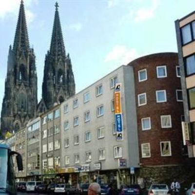 фото отеля Hotel Good Sleep Direkt Am Dom Köln