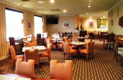фото отеля Holiday Inn Roanoke - Tanglewood