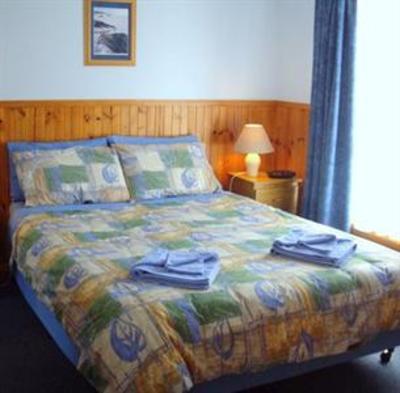 фото отеля Castaway Holiday Apartments