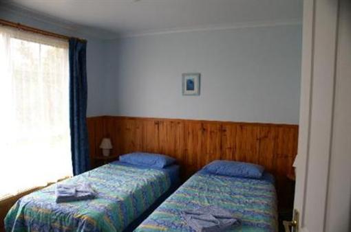 фото отеля Castaway Holiday Apartments