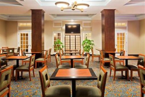 фото отеля Holiday Inn Express Lake Wales N - Winter Haven