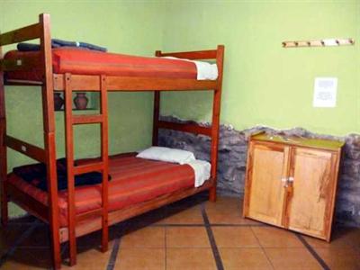 фото отеля Pirwa Backpackers Colonial
