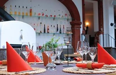фото отеля Hotel-Restaurant-Weinkeller Pfalzer Hof
