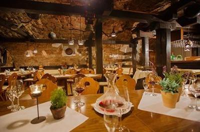 фото отеля Hotel-Restaurant-Weinkeller Pfalzer Hof