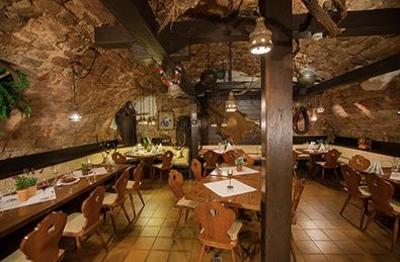 фото отеля Hotel-Restaurant-Weinkeller Pfalzer Hof