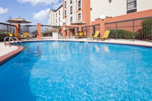 фото отеля Holiday Inn Express Ridgeland