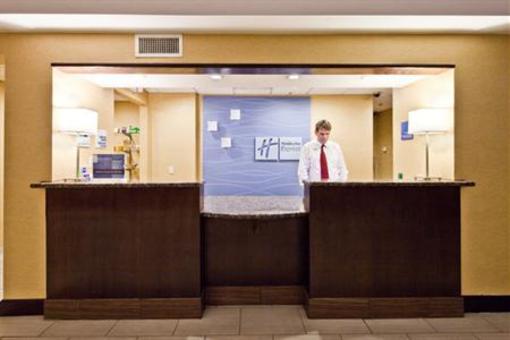 фото отеля Holiday Inn Express Ridgeland