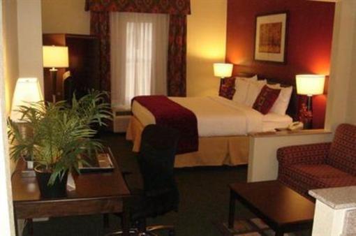 фото отеля Holiday Inn Express Ridgeland