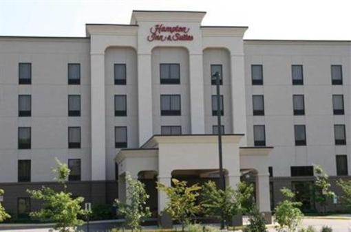 фото отеля Hampton Inn & Suites Chesapeake Sq. Mall