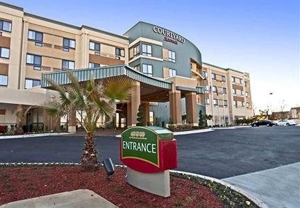 фото отеля Courtyard Warner Robins