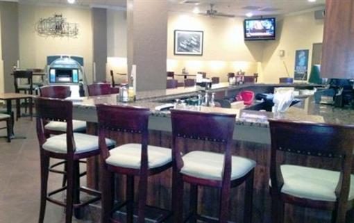 фото отеля Holiday Inn Phoenix-West