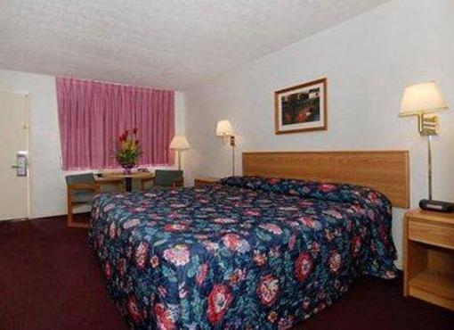 фото отеля Econo Lodge Worthington Columbus