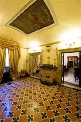 фото отеля Residenze d'Epoca Palazzo Coli Bizzarrini