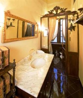 фото отеля Residenze d'Epoca Palazzo Coli Bizzarrini