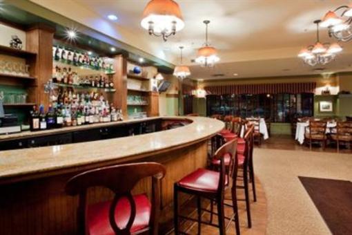 фото отеля Holiday Inn Newport News