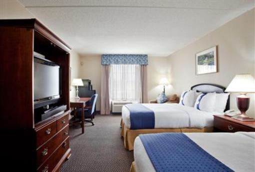 фото отеля Holiday Inn Newport News