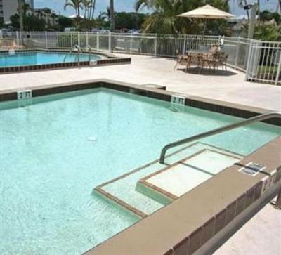 фото отеля Bonita Beach & Tennis Club