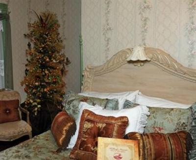 фото отеля Hilltop Manor Bed and Breakfast