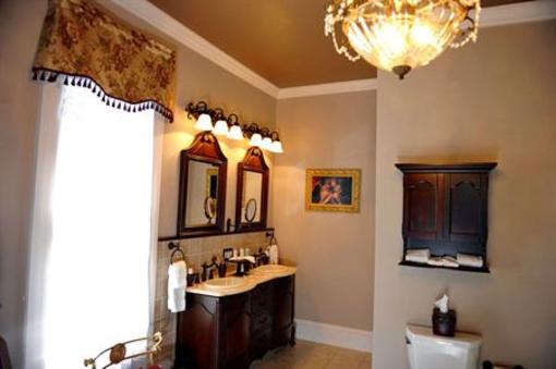 фото отеля Hilltop Manor Bed and Breakfast
