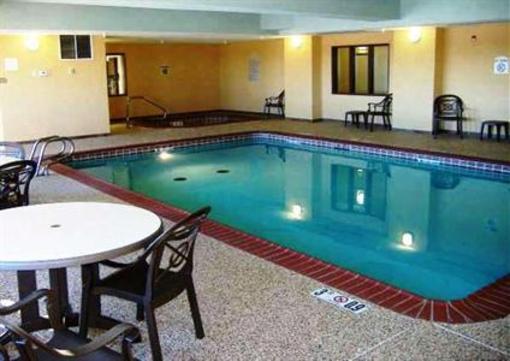 фото отеля Holiday Inn Express Hotel & Suites Las Vegas