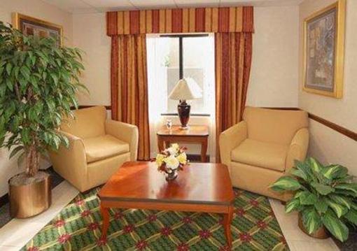 фото отеля Comfort Inn & Suites Peachtree Corners