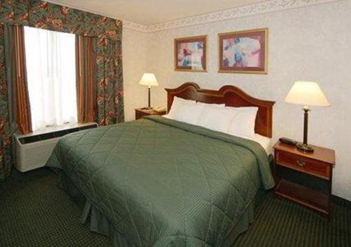 фото отеля Comfort Inn & Suites Peachtree Corners