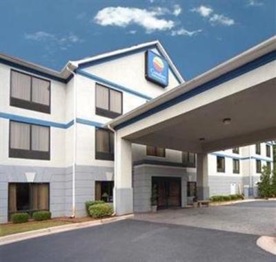фото отеля Comfort Inn & Suites Peachtree Corners