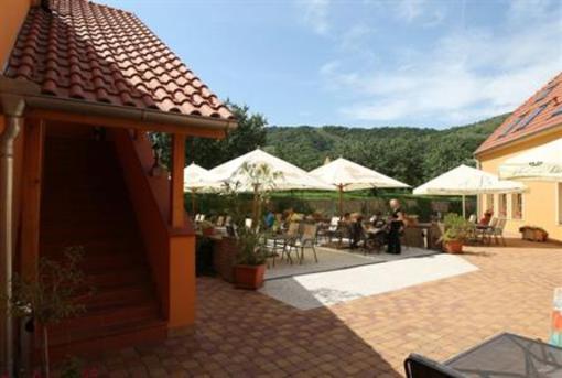 фото отеля Hotel Pavlov