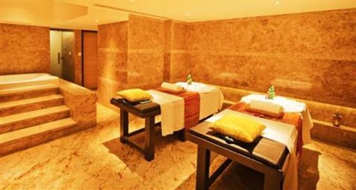 фото отеля Radisson Blu Hotel Chennai City Centre