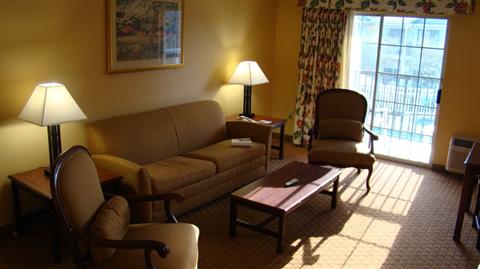 фото отеля BEST WESTERN PLUS Richmond Inn & Suites
