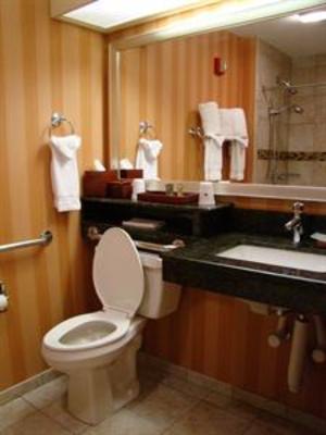 фото отеля BEST WESTERN PLUS Richmond Inn & Suites