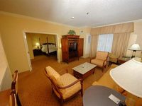 BEST WESTERN PLUS Richmond Inn & Suites