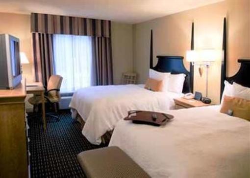 фото отеля Hampton Inn & Suites Mobile Providence Park Airport
