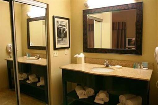 фото отеля Hampton Inn & Suites Mobile Providence Park Airport