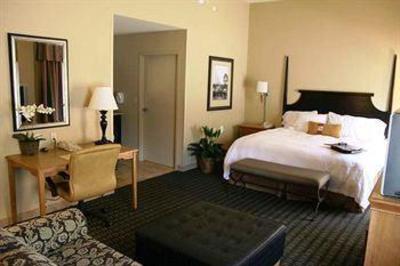 фото отеля Hampton Inn & Suites Mobile Providence Park Airport